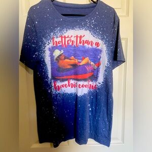 Free People Blue T-shirt! “Hotter than a hoochie coochie”. Size Large